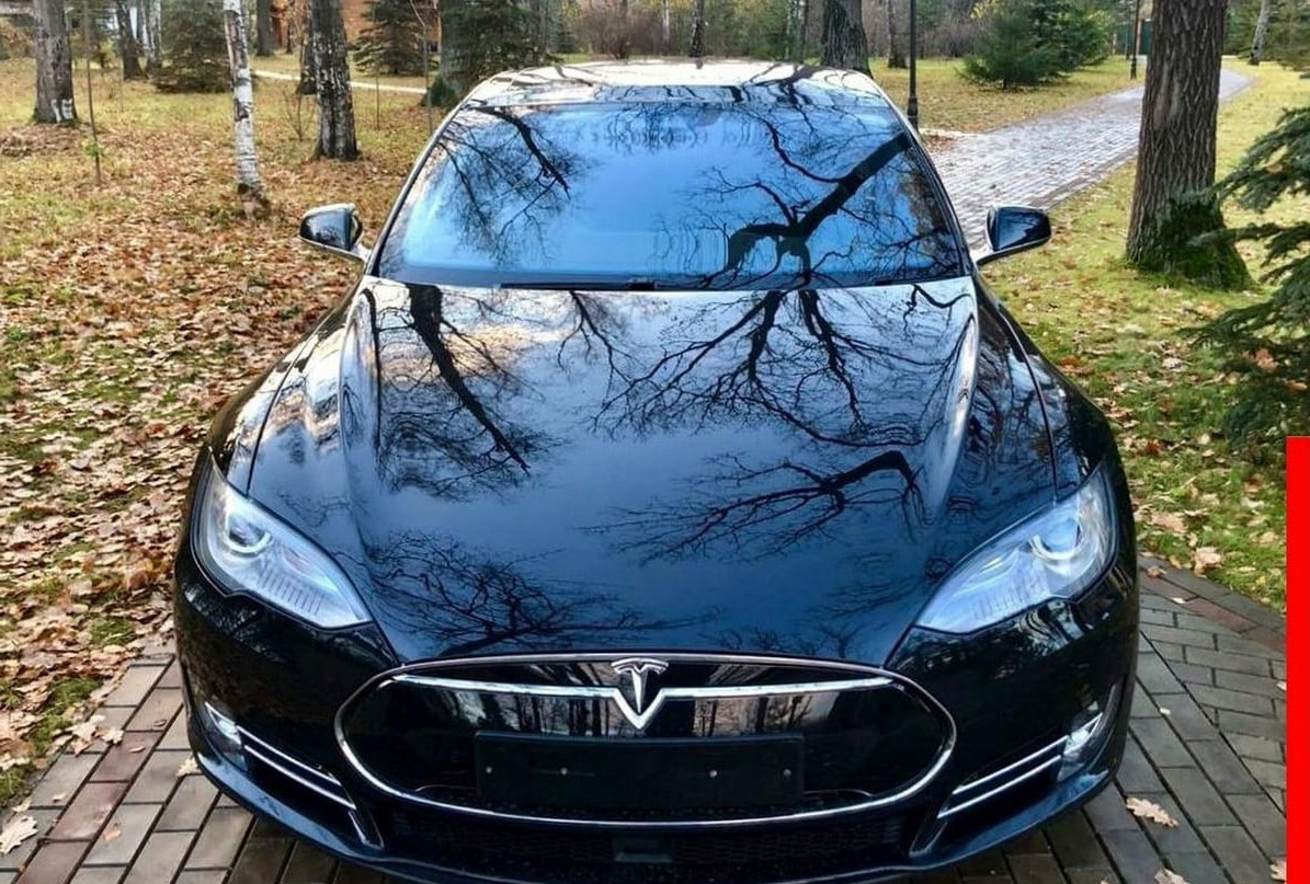 Автоэлектрик по легковым авто Tesla - фото №2