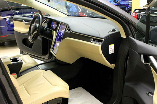 Сделать ключ для автомобиля Tesla с чипом