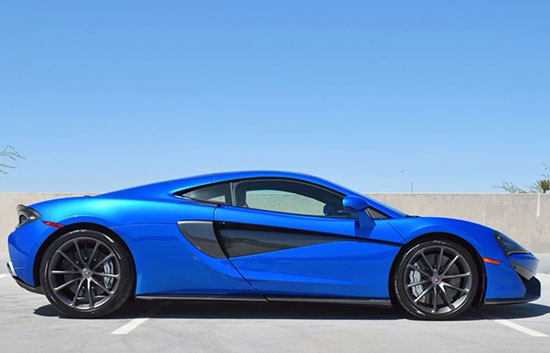 Заблокирован руль MCLAREN