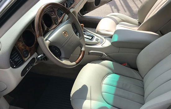 Заклинило замок зажигания DAIMLER
