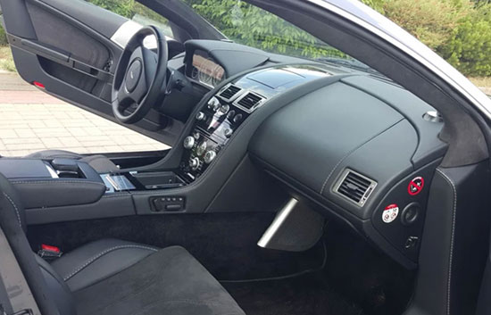 Замена личинки замка ASTON MARTIN